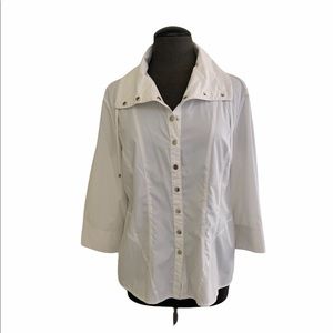 Chico’s Zenergy White fitted Jacket